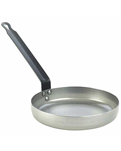 Genware Black Iron Omelette Pan 8"/210mm